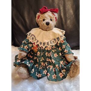 GANZ 19" COTTAGE COLLECTIBLES  KATHY with a green Holiday dress and pocket BEAR